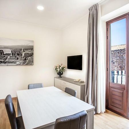 Casa Orchidea Azzurra Apartment ตาออร์มินา ภายนอก รูปภาพ