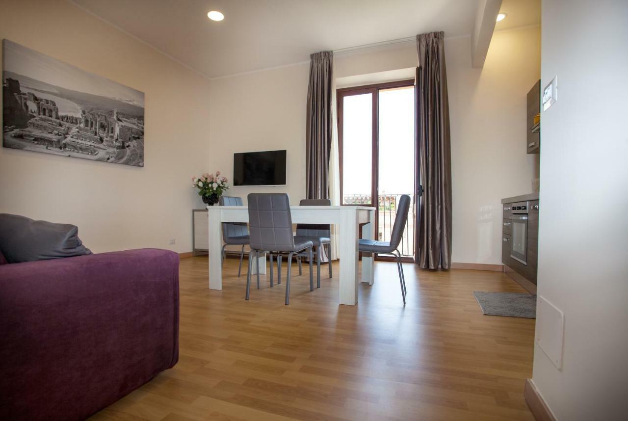 Casa Orchidea Azzurra Apartment ตาออร์มินา ภายนอก รูปภาพ